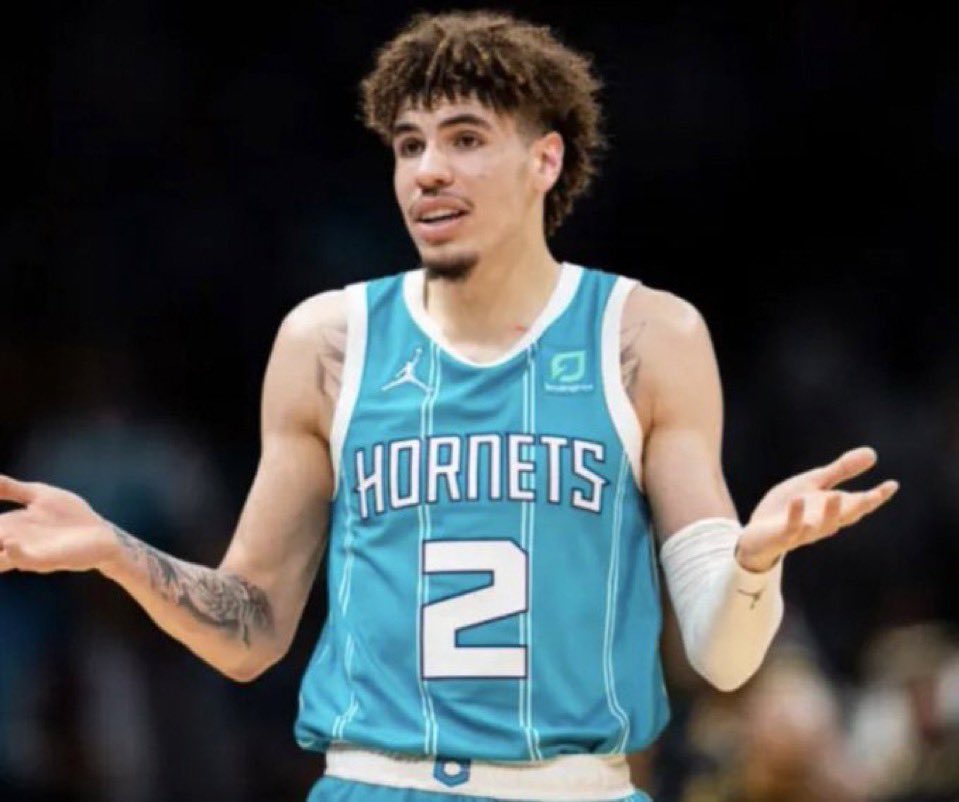 Alex Caruso tweet media