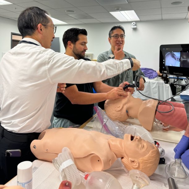 UCLAPHMFellows (@uclaphmfellows) on Twitter photo #UCLAPHM hospitalists Dr. James Lin and Dr. Alan Chin teaching last weeks simulation session for the <a href="/UCLAMCH/">UCLAMattelChildrens</a> pediatric residents! #MedEd <a href="/dgsomucla/">David Geffen School of Medicine at UCLA</a> #UCLAPHM hospitalists Dr. James Lin and Dr. Alan Chin teaching last weeks simulation session for the <a href="/UCLAMCH/">UCLAMattelChildrens</a> pediatric residents! #MedEd <a href="/dgsomucla/">David Geffen School of Medicine at UCLA</a>