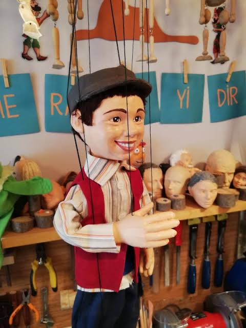 Alooooooooo........

2013 yılında 
" 3 - 5 AĞAÇ İÇİN
TÜRKİYE' yi  YAKMAK  İSTEYEN "
TATLISU MANDACILARI...

N E R E D E S İ N İ Z  ???

" CENDERE - KAĞITHANE  -  İSTANBUL "....

YEŞİLALAN :
18 KATLI OLAN REZİDANSLAR
İNŞÂA  EDİLECEK...

VAR  MI  BİR  SÖZÜNÜZ  ???