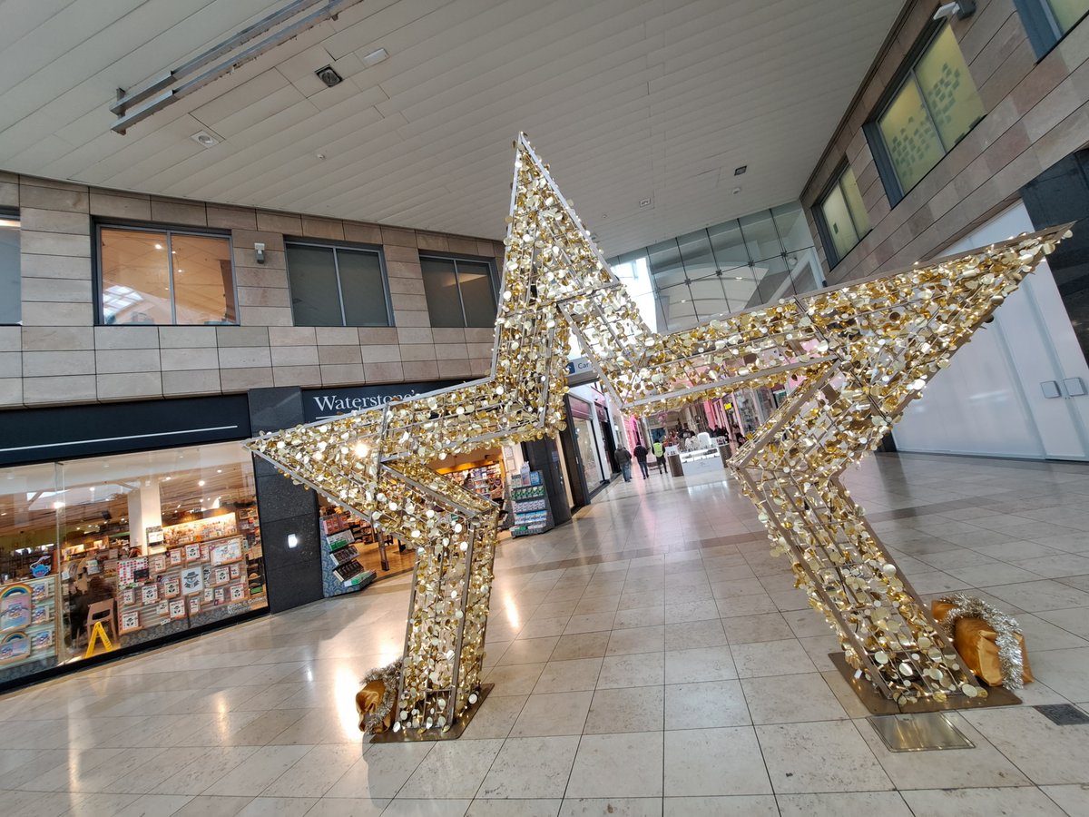 DestinationMK's tweet photo. 🤩🛍 COMPETITION 🛍🤩
With just over ONE MONTH to go until #Christmas we've teamed up with @midsummer_place to offer one lucky winner a £100 gift card bundle from the shopping centre!

RT this post to enter before 8pm 1/12/24. Running on our other social channels. T&amp;Cs apply. https://t.co/llrAaUwYTl