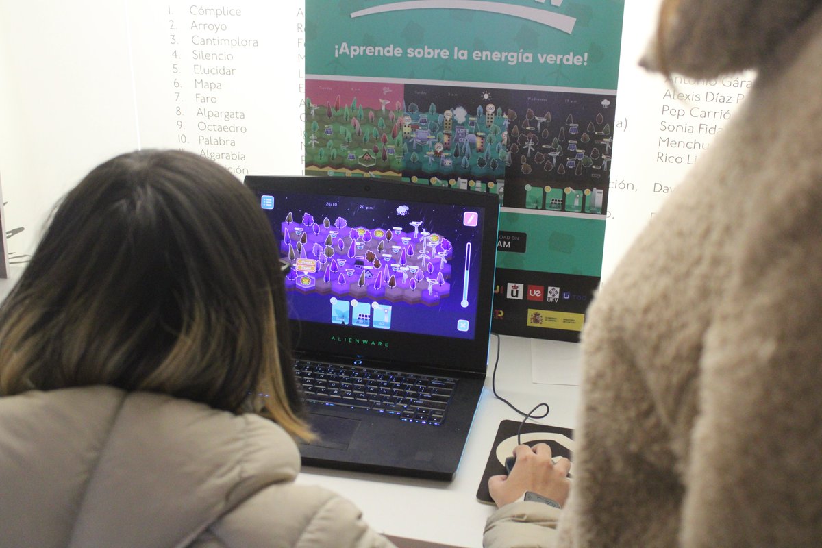 GoragarXGameDev's tweet photo. La semana pasada estuve en el @GGameFestival. Fue una experiencia única donde pude conectar con jugadores y desarrolladores profesionales.

Y, como siempre, acompañado de las mejores.

Os dejo algunas fotillos del evento 📸 https://t.co/M5nqh9HE5E