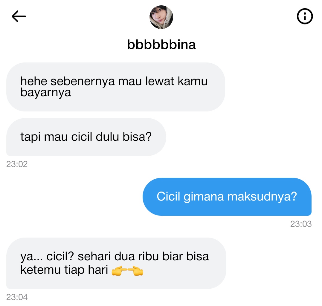 Seoknen few tweets college AU

—Seok sebagai tumbal model merch hima, dimodusin Nen maba fakultas sebelah.