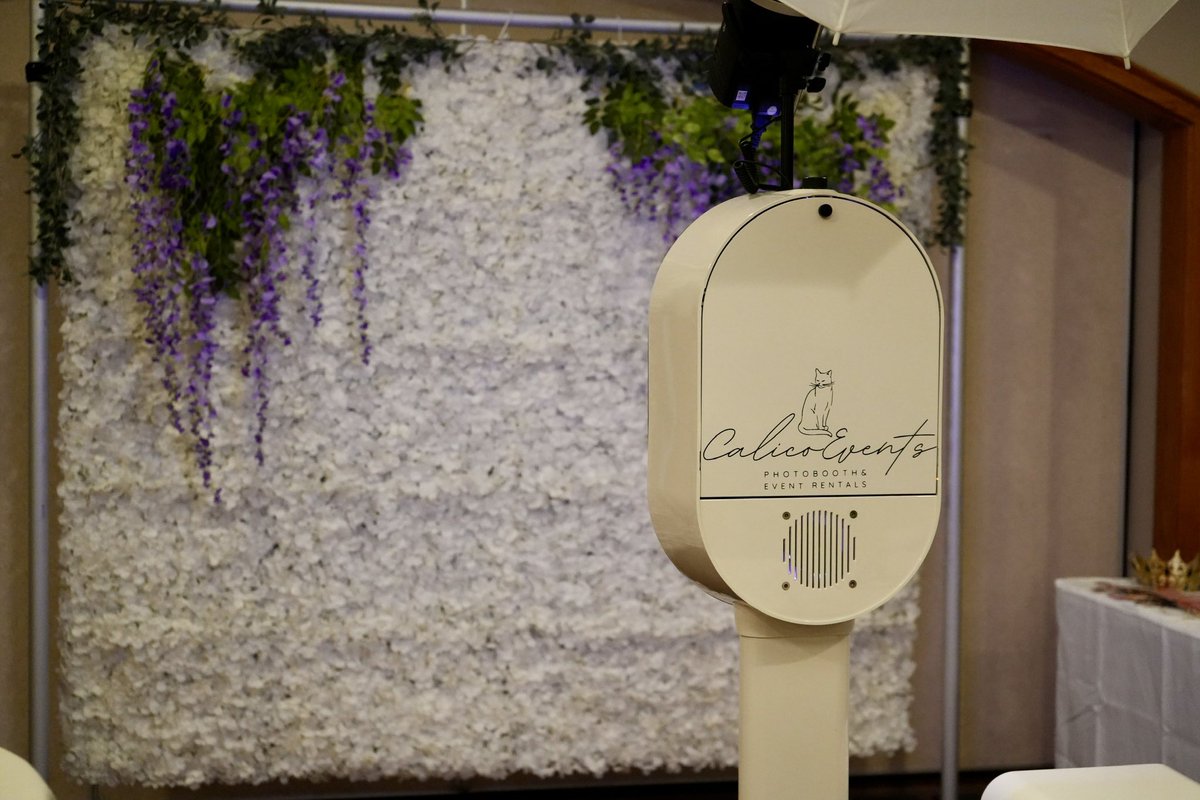 CalicoEvents's tweet image. 3… 2… 1… SMILE 📸

#photobooth #birthday #birthdayparty #birthdayphotography #photography #birthdaybooth #photoboothrental