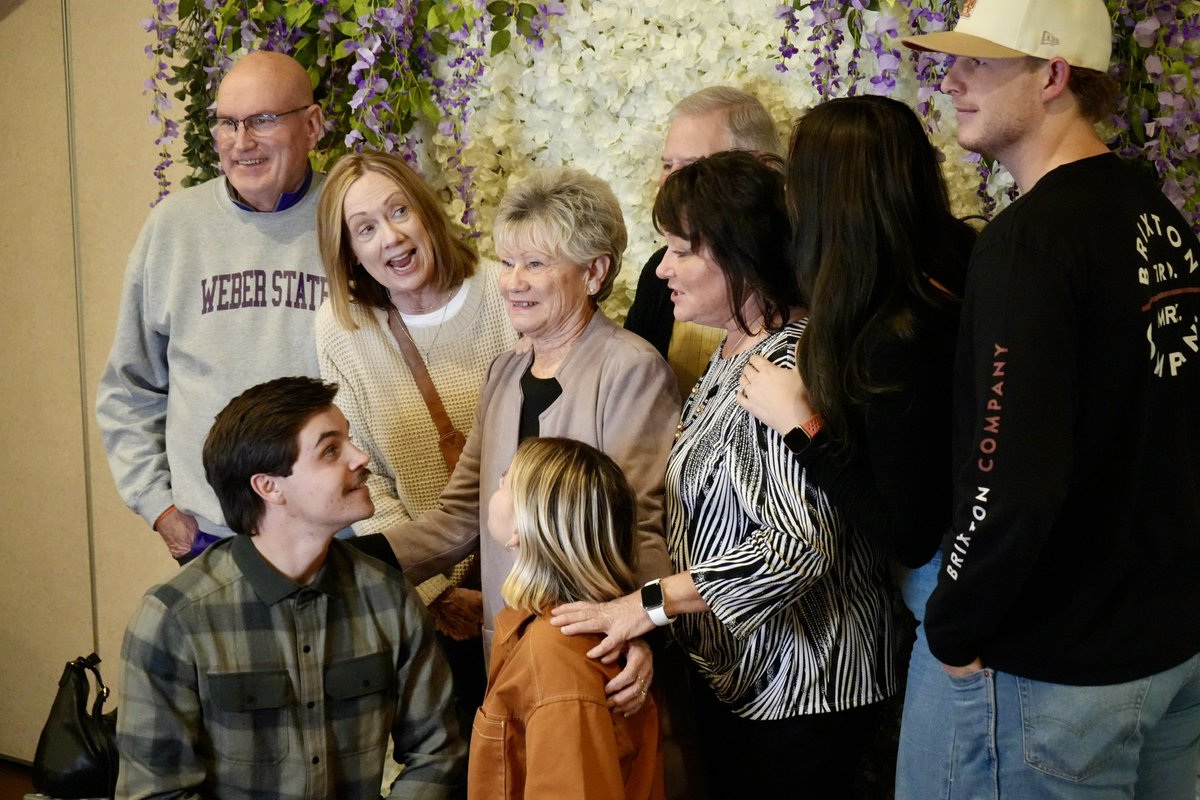 CalicoEvents's tweet image. 3… 2… 1… SMILE 📸

#photobooth #birthday #birthdayparty #birthdayphotography #photography #birthdaybooth #photoboothrental