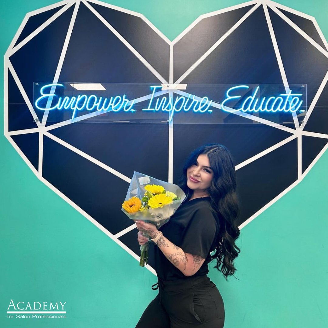 Congrats to our beautiful grad, @lovleybrowzz for completing our 600 hour Esthetician program!
 
Start your new career by visiting our website, academyla.com!