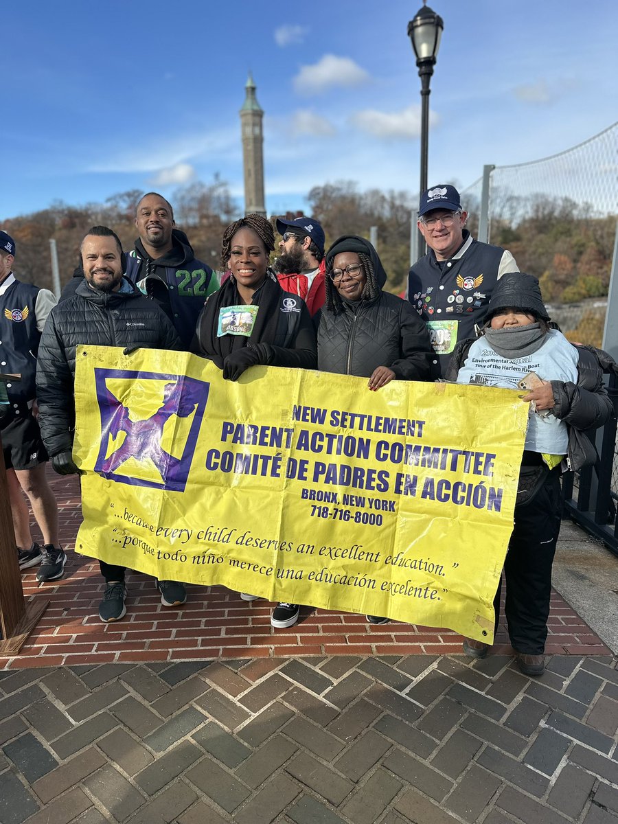 Let’s make this clear: The Bronx cares takes wellness seriously! On Saturday I had the opportunity to attend @csd9bronx Heroes of Highbridge 2K Event! It was great to see our community our students, parents, and principals on the Highbridge together for a great event!