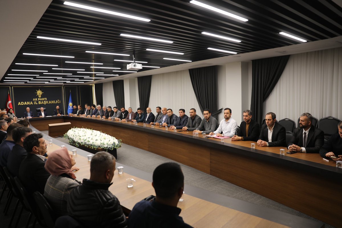 Haftalık Olağan İl Yürütme ve Yönetim Kurulu toplantımızı gerçekleştirdik. 

Toplantımızın hayırlara vesile olmasını diliyorum.