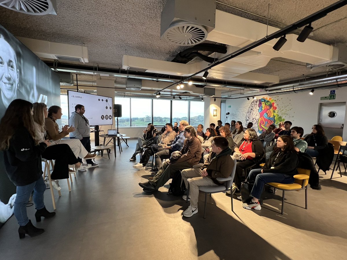 42UrdulizFTef's tweet image. Gaur ikasle berriek hasi dute euren ibilbidea #42urdulizftef -en 🚀 Hoy han comenzado su andadura en #42urdulizftef los y las nuevas estudiantes #born2code