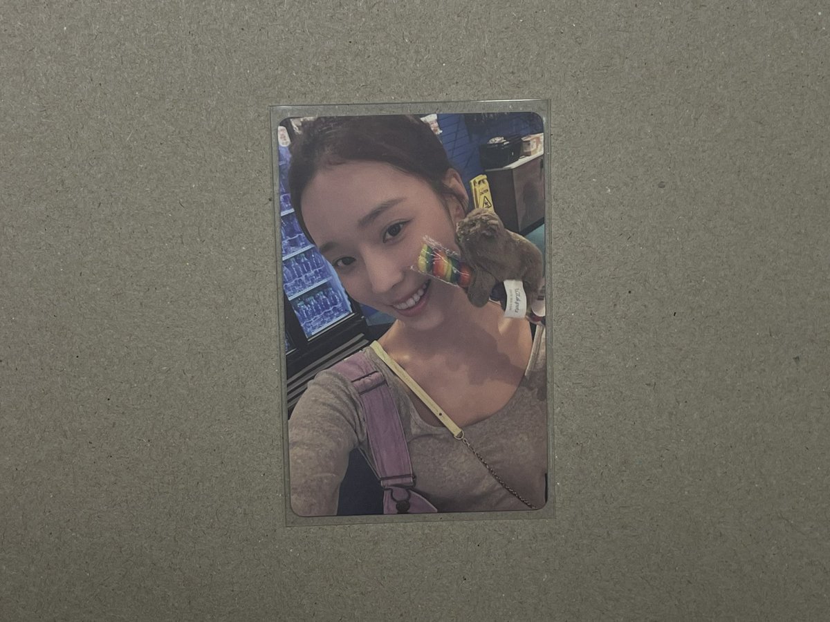 Карточки тоже пришли 👀