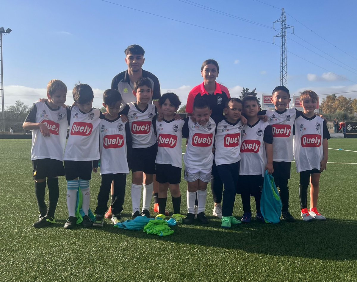 CE Constància tweet media