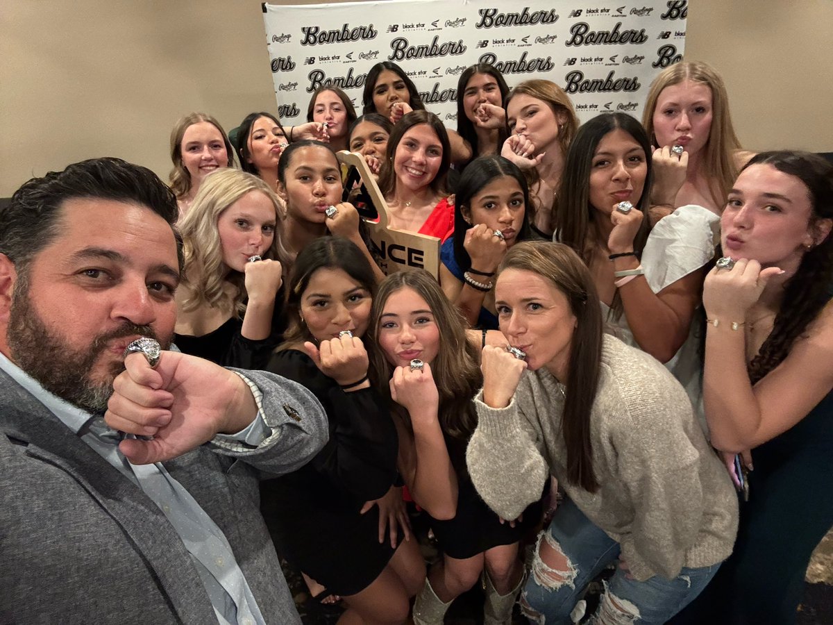 KristiMalpass's tweet photo. What a weekend!! From getting the 2024 National Championship rings to winning TFL Fall Championship!! The Standard is the STANDARD!! We set it and we guide them, we train and we push them. We don’t deviate away from the plan and growth needed for these Athletes!! #NextLevelPrep https://t.co/5QGQ17VX4Q