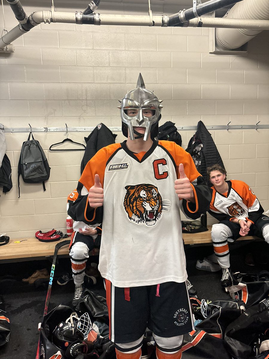 Tigers Sunday win over the Calgary bulls 6-2. Player of the game is captain Treyden Kleinknect. “Kleiner” had  a hat trick with one assist. Tigers back at home vs the Calgary Flames Saturday at 2pm