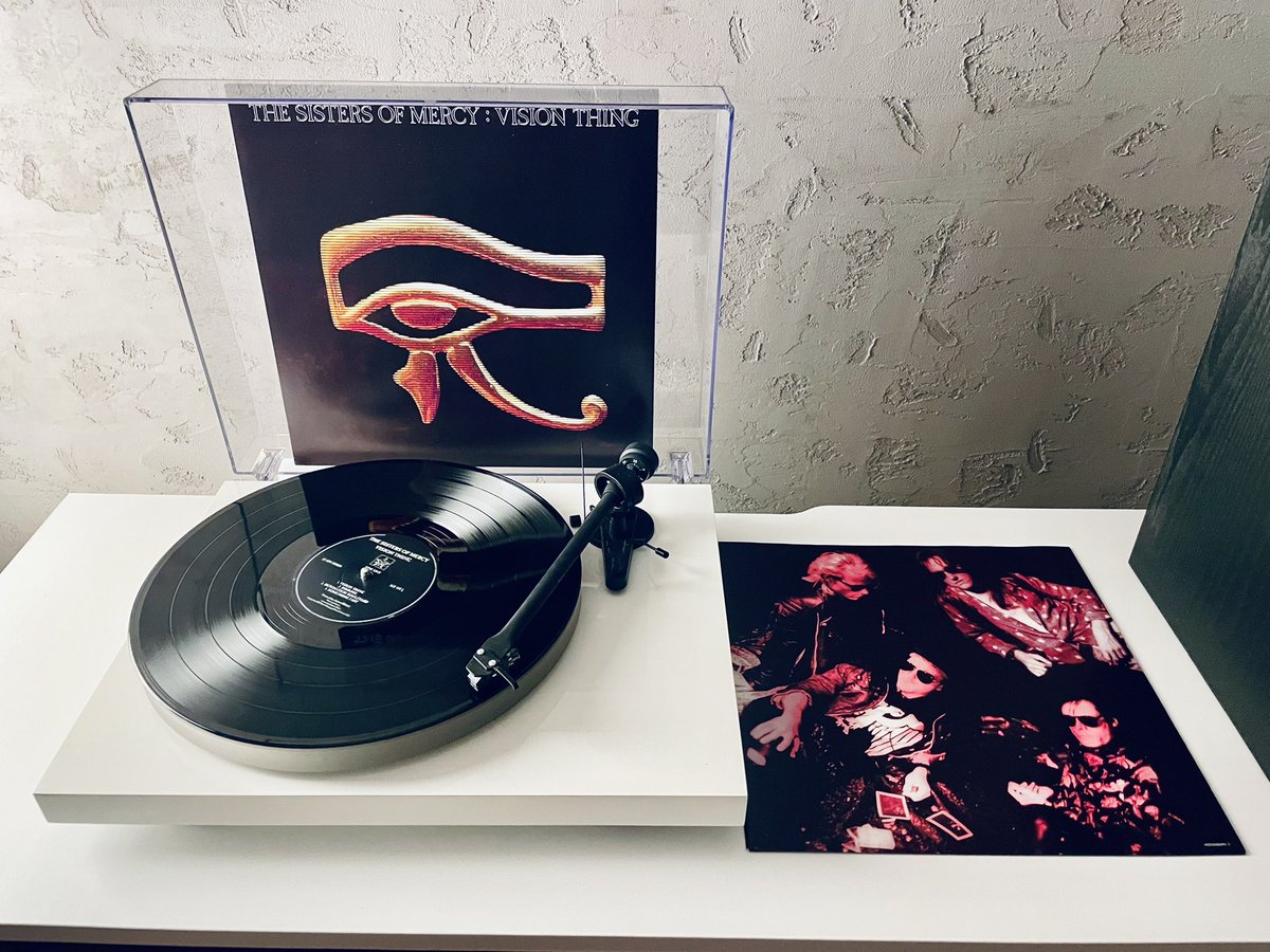 Count_Vlad_999's tweet photo. With a lot of dark wave/gothic going all around in 2024, I was urged to play one of my all-time favourites.
THE SISTERS OF MERCY - Vision Thing
🔥🔥🔥
#vinyladdict #thesistersofmercy #visionthing https://t.co/a796PWJcf7