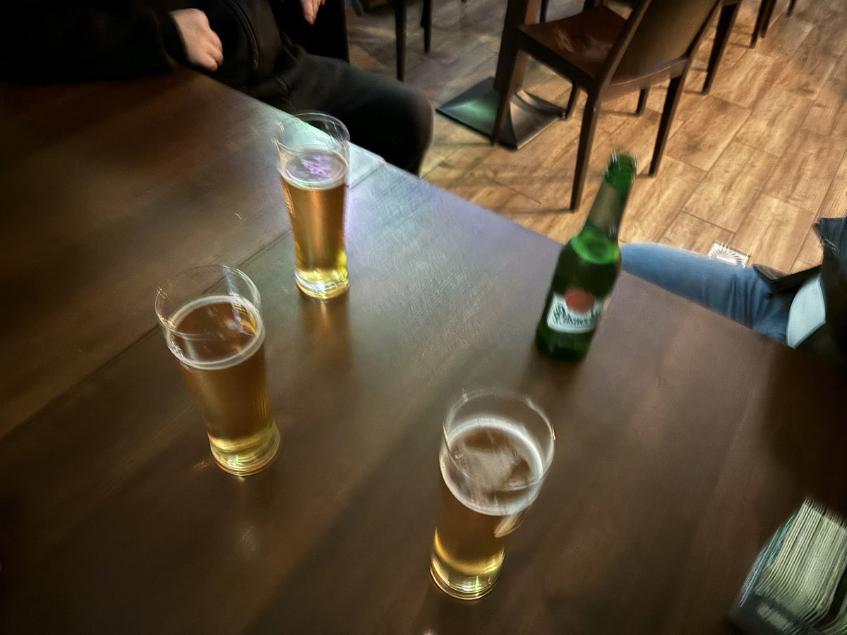 R_G_AF's tweet photo. #alkoFans 🍻#ZaZKS 🍻 https://t.co/Km696JhmTU