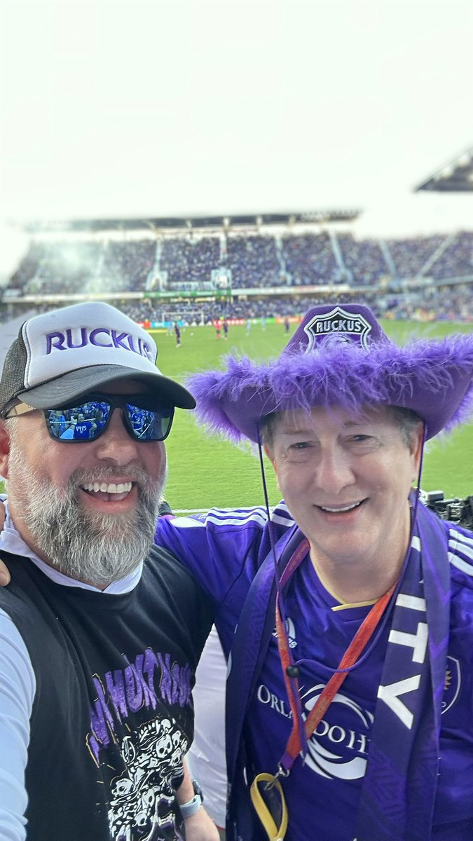 UlyssesSChant's tweet photo. For Country & Clubβ¦huge win last night in Orlando. Β‘VAMOS ORLANDO! π¦
#ORLvATL #AllTeeth https://t.co/jJJ5lGa4Zf