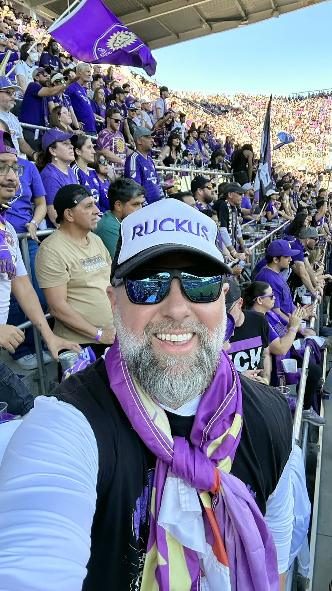 UlyssesSChant's tweet photo. For Country & Clubβ¦huge win last night in Orlando. Β‘VAMOS ORLANDO! π¦
#ORLvATL #AllTeeth https://t.co/jJJ5lGa4Zf