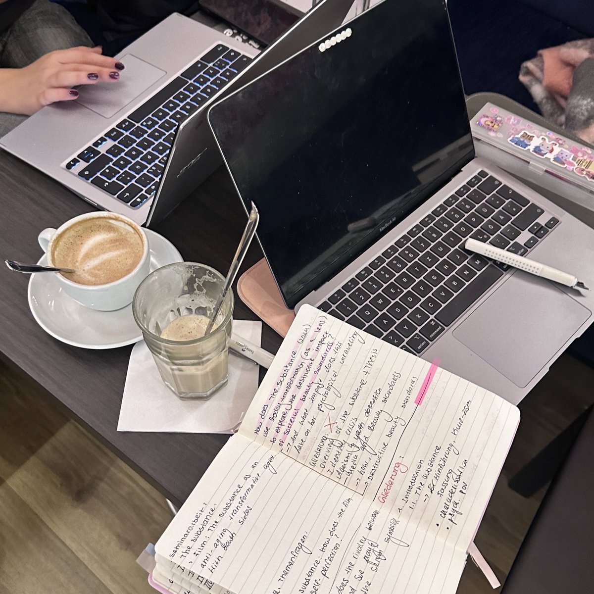 faustlich's tweet photo. café study date 🐰🪽 https://t.co/d1S1VaKbX5