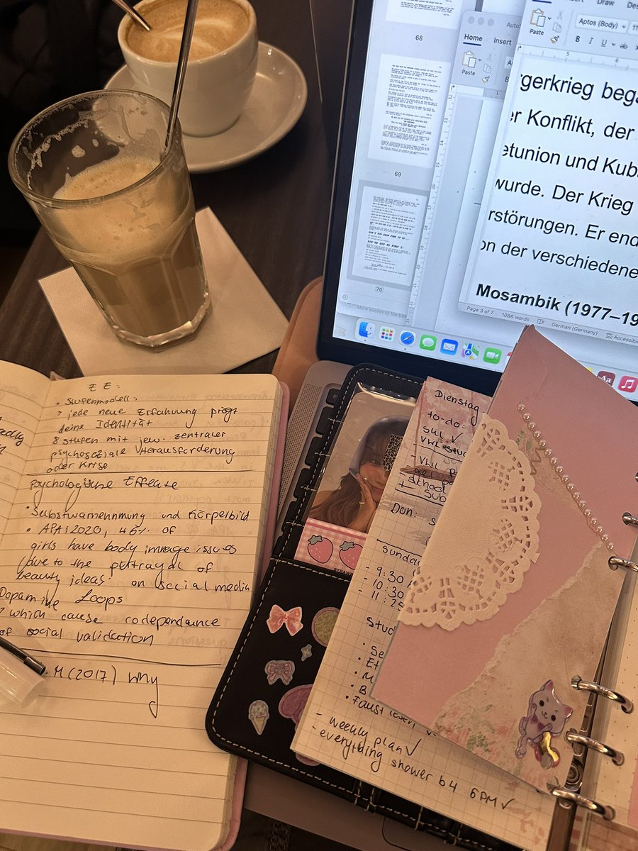 faustlich's tweet photo. café study date 🐰🪽 https://t.co/d1S1VaKbX5