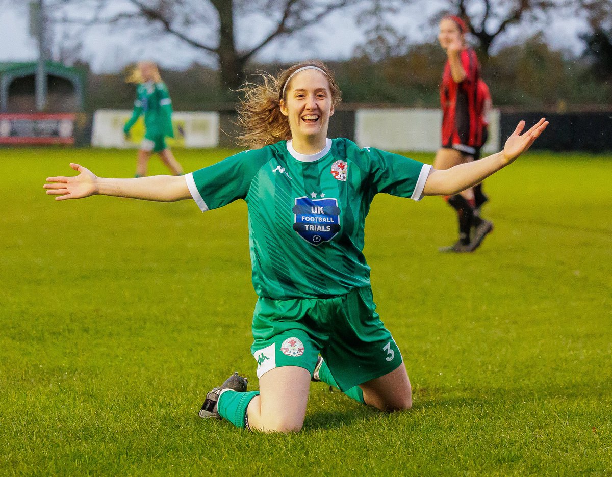 whittake2's tweet photo. A few from yesterday’s win for @CotonLadies https://t.co/hBjsAJSjLH
