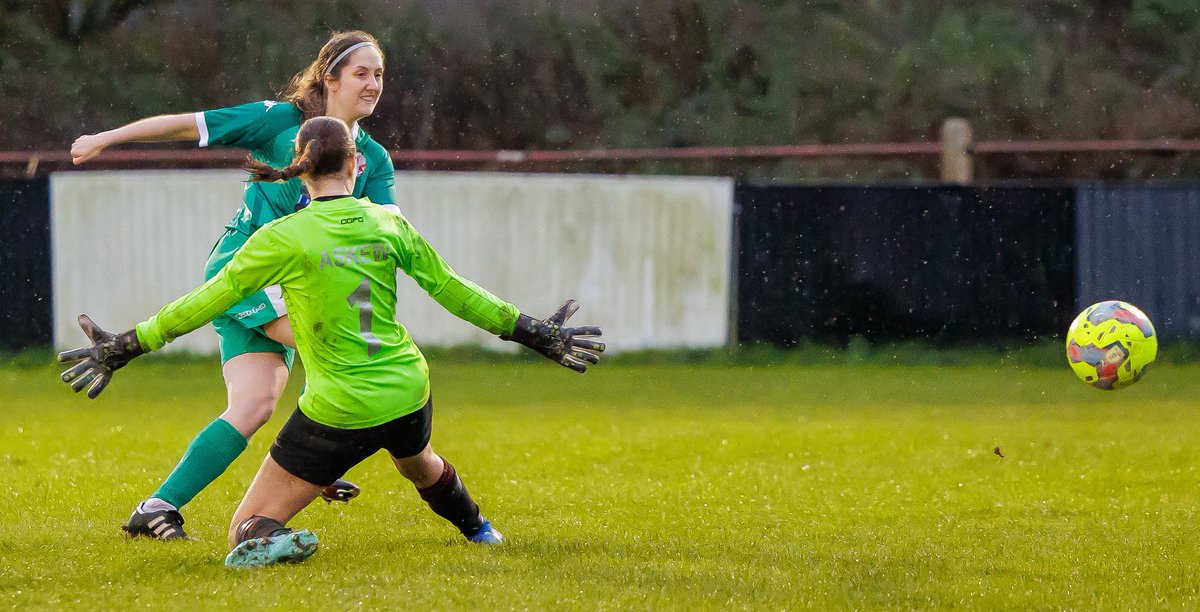 whittake2's tweet photo. A few from yesterday’s win for @CotonLadies https://t.co/hBjsAJSjLH
