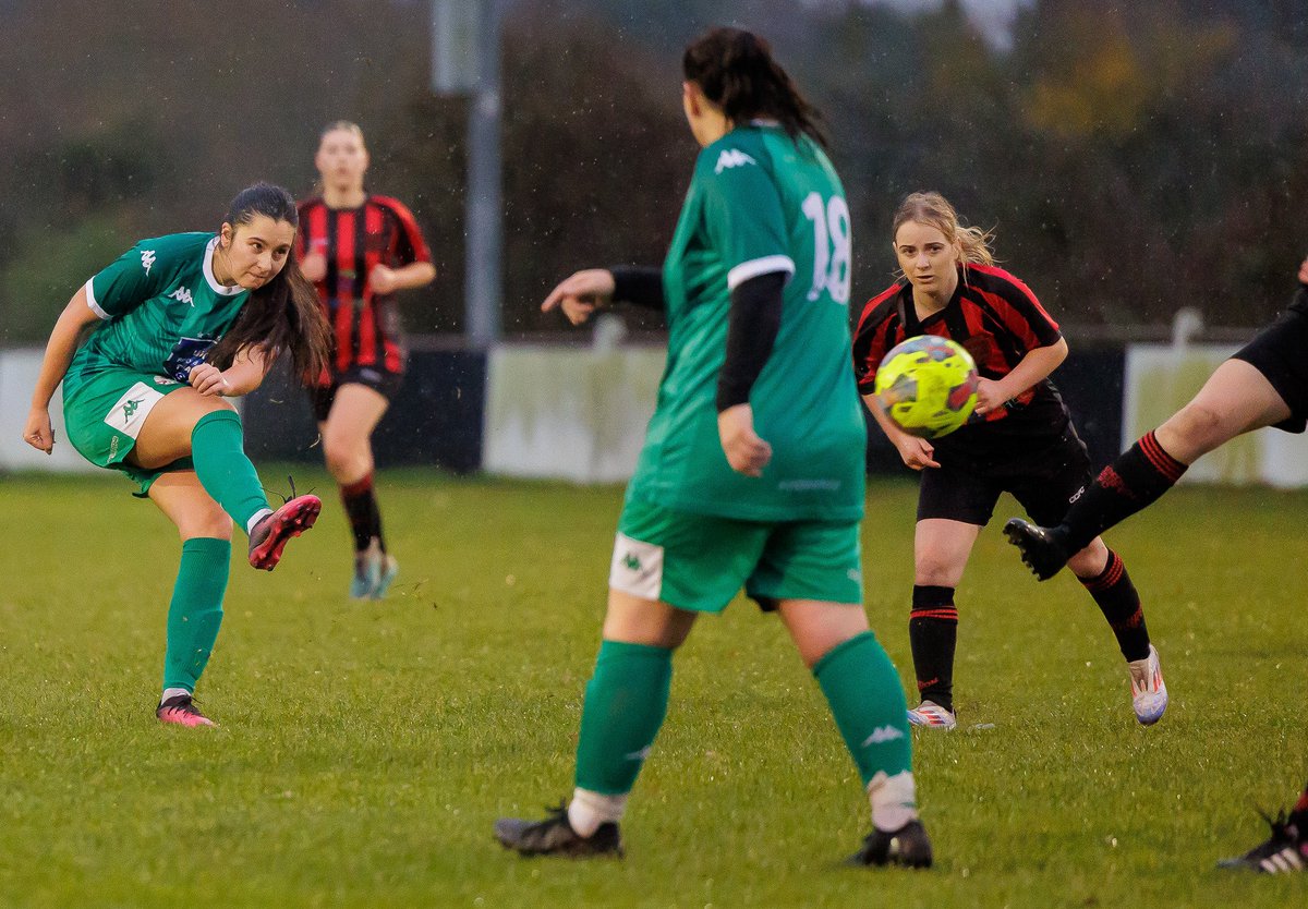 whittake2's tweet photo. A few from yesterday’s win for @CotonLadies https://t.co/hBjsAJSjLH