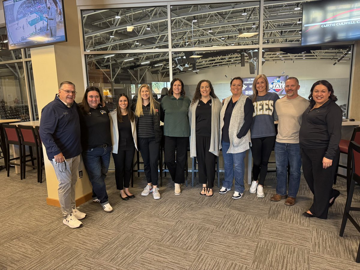 The 3 days at the UIL State Tourney didn’t disappoint. Thank you to both UIL &amp; THSCA for allowing me to help grow the game &amp; recognize some the past State Champions with the Honor Awards Presentations. Texas not only recognizes 10% of all VB in the US but I think the best 10%!