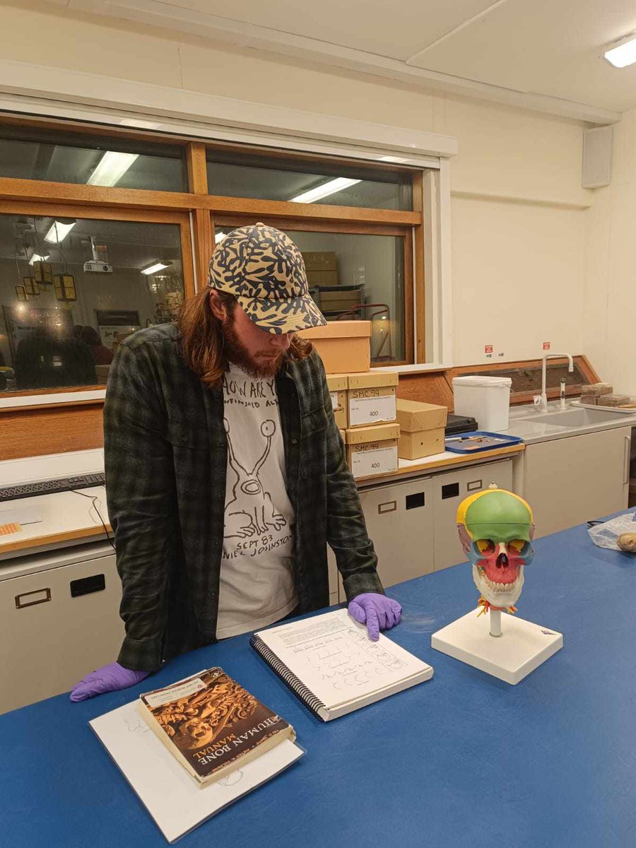 bodypolitics (@bodypoliticserc) on Twitter photo Our PhD students, <a href="/VikingBodiesBM/">Brad Marshall</a> and <a href="/emlthom/">Emma Louise Thompson</a> , have been getting some intensive osteoarchaeology training with project friend, @DrDaviesB, this term! 🦴🔎📒
It's been a great opportunity to expand their skillsets and gain new ways of looking at the people we study in the past. Our PhD students, <a href="/VikingBodiesBM/">Brad Marshall</a> and <a href="/emlthom/">Emma Louise Thompson</a> , have been getting some intensive osteoarchaeology training with project friend, @DrDaviesB, this term! 🦴🔎📒
It's been a great opportunity to expand their skillsets and gain new ways of looking at the people we study in the past.