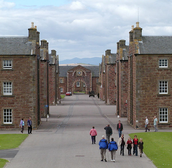 Undiscovered Scotland tweet media