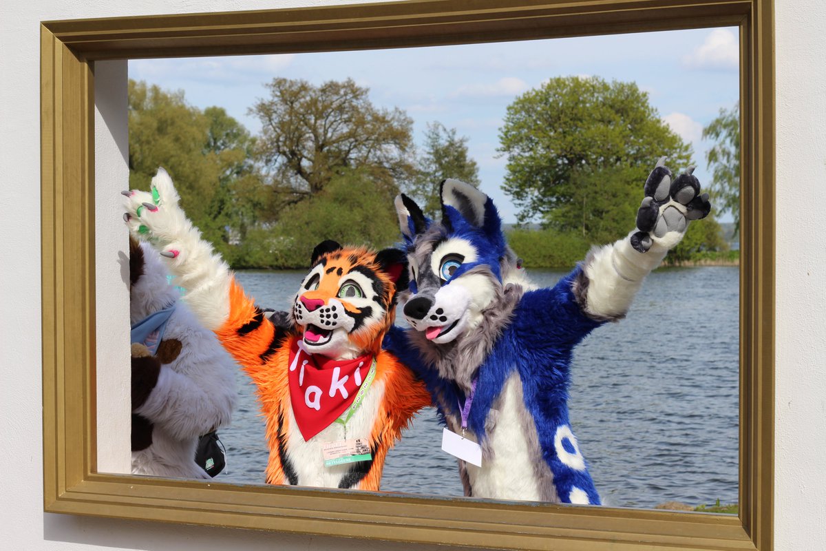 Since April i recived Rangi and i totally in love with this suit. It has an awesome quality and it fits all the time perfectly also my friends thanks to the special rubber bands and the head is very well ventilated. Thank you so much again <a href="/spacealienfox/">furr.club</a> 😊❤️  #feedbackfurrclub