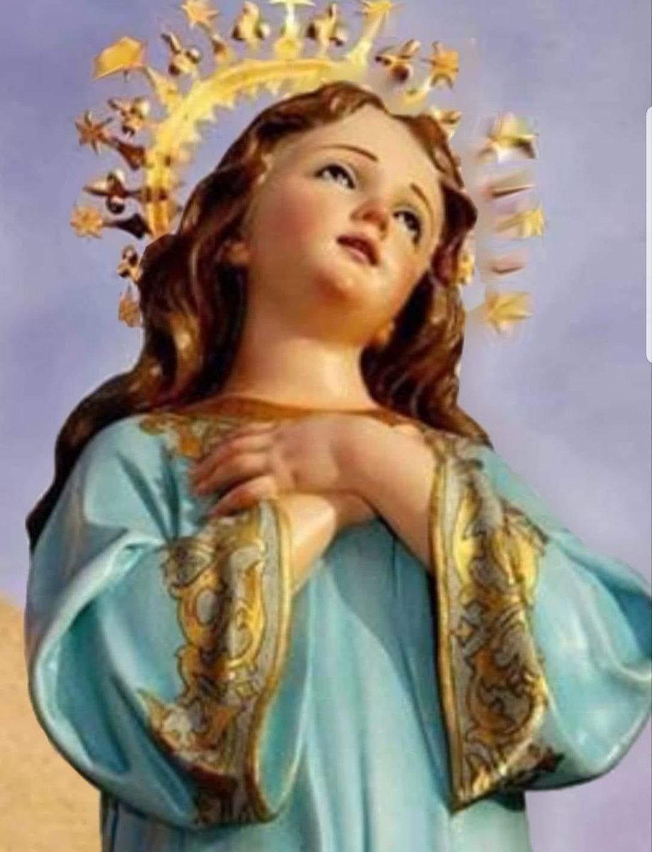 ♱ صلاة الى مريم الطفلة
 في عيد تقدمة العذراء الى الهيكل 
إجذبيني وراءكِ، أيتها الملكة ومثال العذارى، لأقتدي بغيرتكِ وأمانتكِ لله