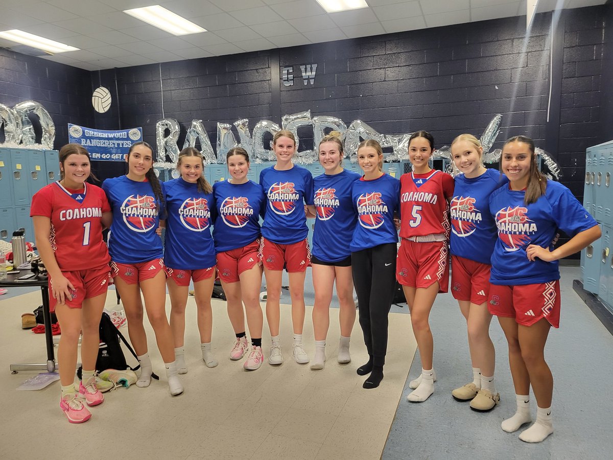 CISDBulldogs's tweet photo. The Bulldogettes got a 51-39 road win over Midland Greenwood and are now 3-1 for the season. Coahoma opens district action when they host Odessa Compass Academy on Tuesday. #BFND #thestandardisthestandard https://t.co/4b2ccnR1mB