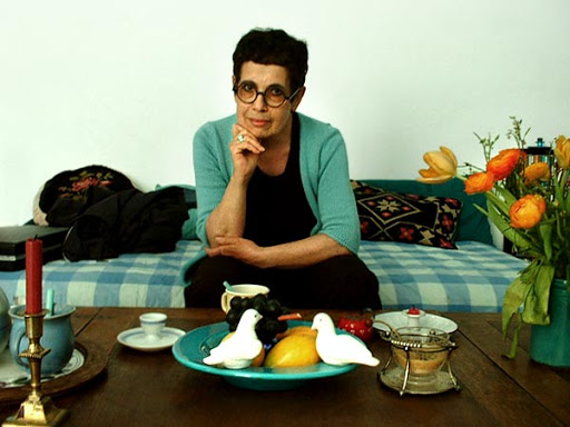 JamesAHopkin's tweet photo. #InternationalDayForTheEliminationOfViolenceAgainstWomen,remembering my friend the painter&amp;writer,#SarahHaffner,who in1975worked on aTV doc about violence to women,then wrote ''Gewalt in der Ehe und was Frauen dagegen tun'' which led to funding the first women'sshelter in #Berlin https://t.co/Y08a6HiYIJ