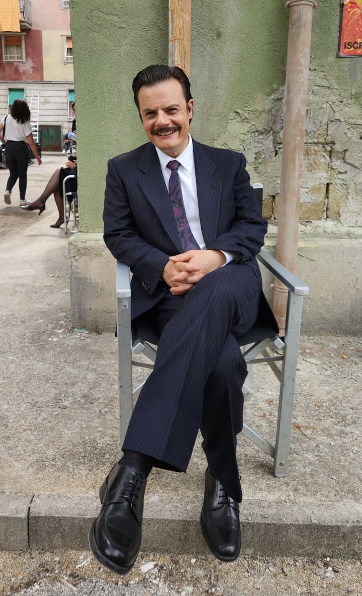 striano18's tweet image. Che ne dite degli episodi 5-6 dell’AMICA GENIALE?

@salvatore_striano #amicageniale #backstage #funerale #mybrilliantfriend