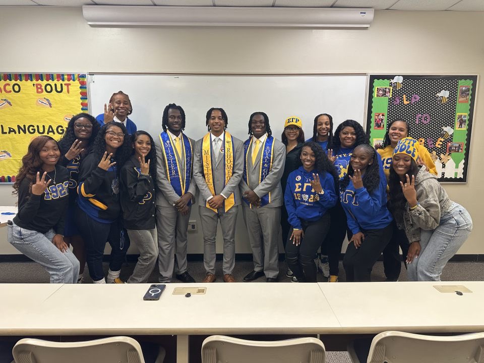 SGRhoNER's tweet photo. Today we celebrate our AMAZING Undergraduate chapters. Your hard work and service is truly appreciated! 

#NER #SGRHO1922 #SGRHO102 #SigmaGammaRho https://t.co/4fETnvUxnK