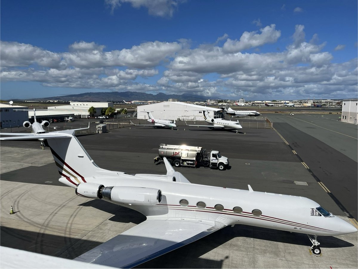 #HNL #AVIATION #C&amp;C Getting ready to fill our ramp for the Holidays