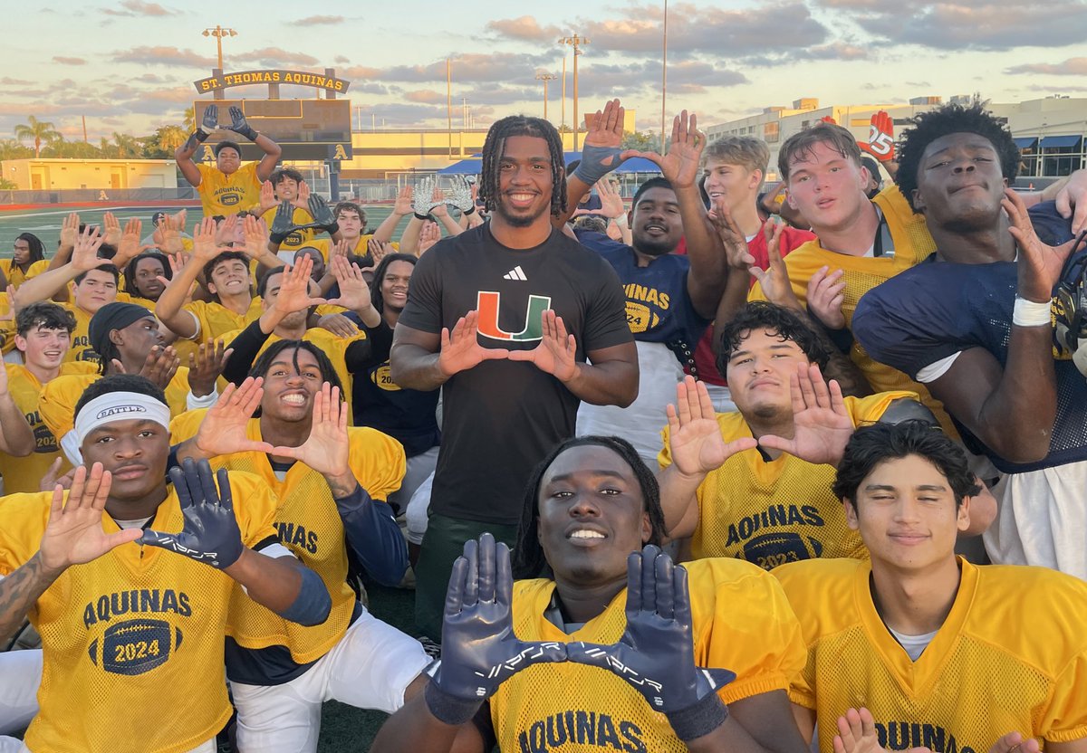 Aquinas Football (@sta_football) on Twitter photo 🔹🔸STA ALUMNI🔸🔹
<a href="/jlyle0/">Jordan Lyle</a>
<a href="/MiamiHurricanes/">Miami Hurricanes</a>
#FTF
#Brotherly_Love
#YouGoWeGo
<a href="/CoachHarriott/">Roger Harriott</a> 🔹🔸STA ALUMNI🔸🔹
<a href="/jlyle0/">Jordan Lyle</a>
<a href="/MiamiHurricanes/">Miami Hurricanes</a>
#FTF
#Brotherly_Love
#YouGoWeGo
<a href="/CoachHarriott/">Roger Harriott</a>