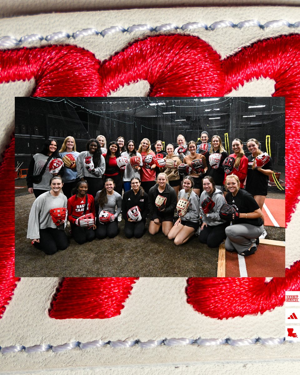 𝙚𝙖𝙧𝙡𝙮 Christmas presents 🎁

#GeauxCajuns
