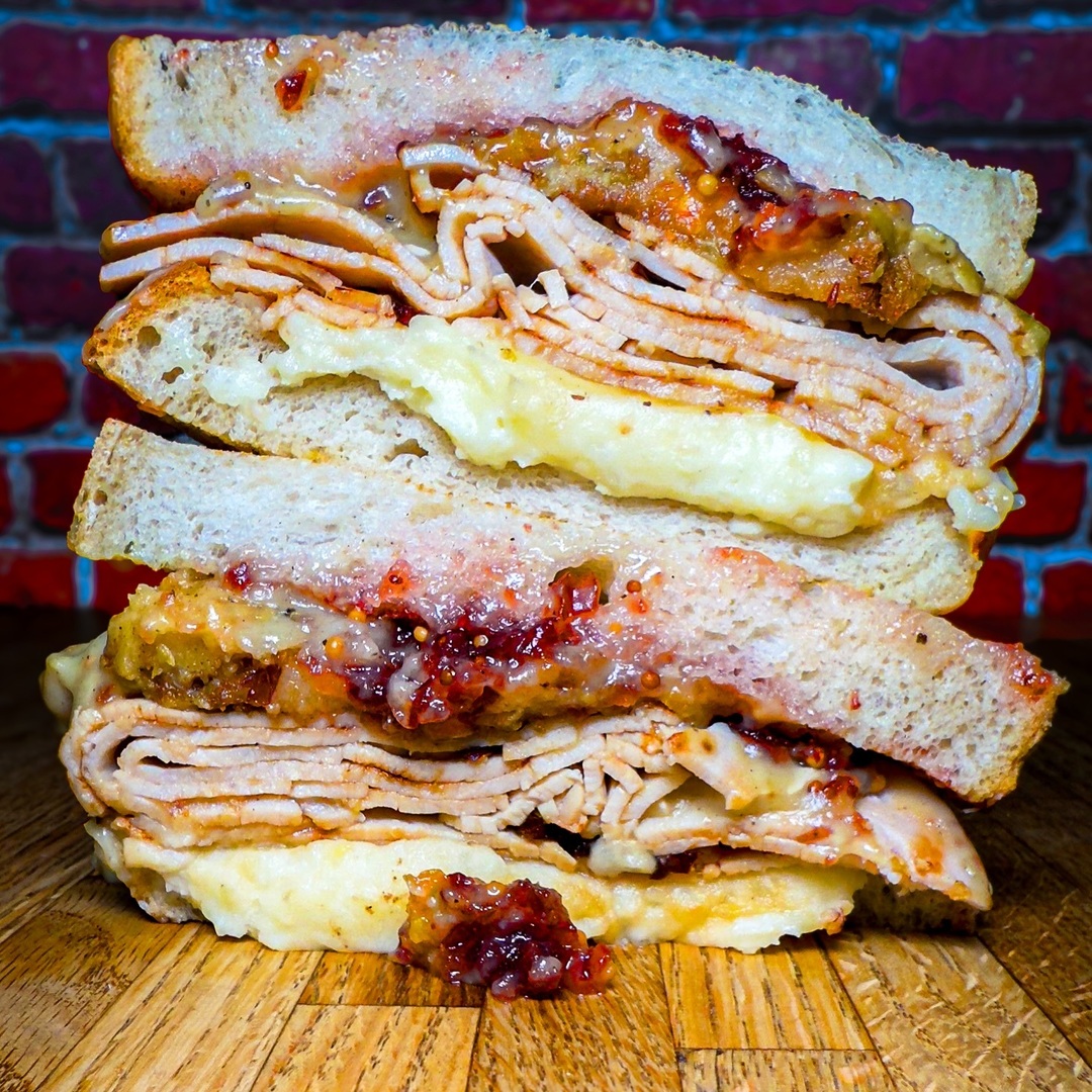 Whatever you’re looking for, you can be sure we’ve got you covered! #celebritydelly #jewishfood #jewishfoodie #foodporn #novafoodie #yelpnova #fyp instagr.am/p/DCz6nICSJrT/