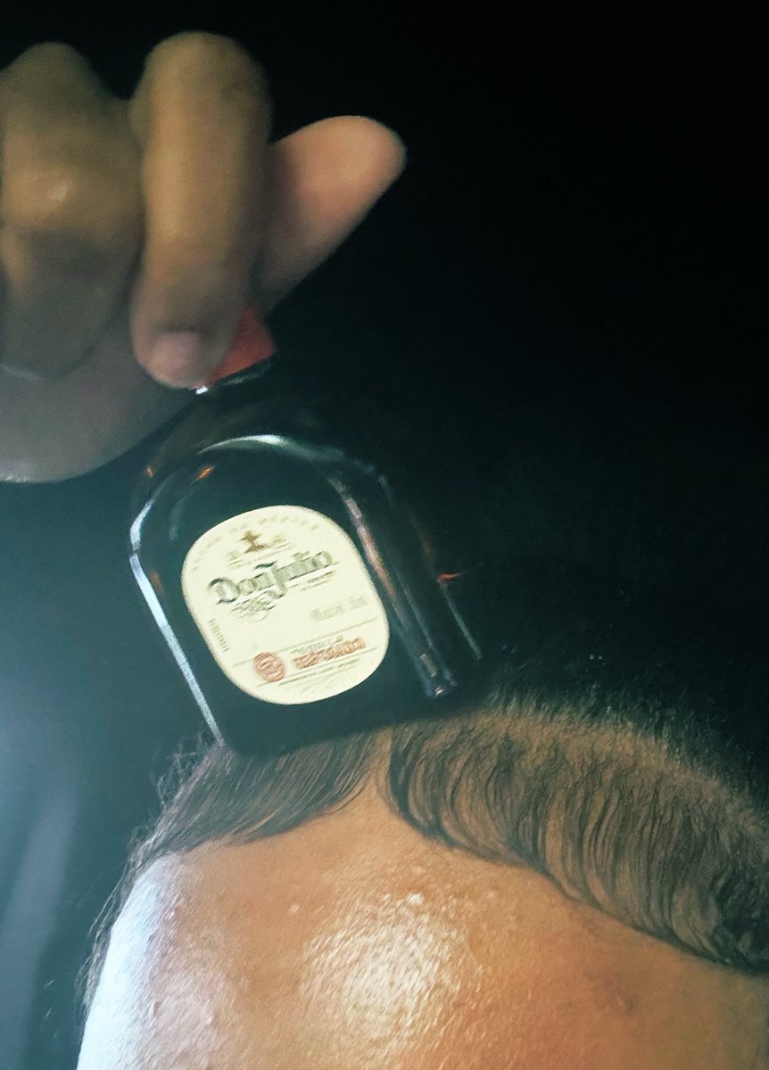 the queen tweet media