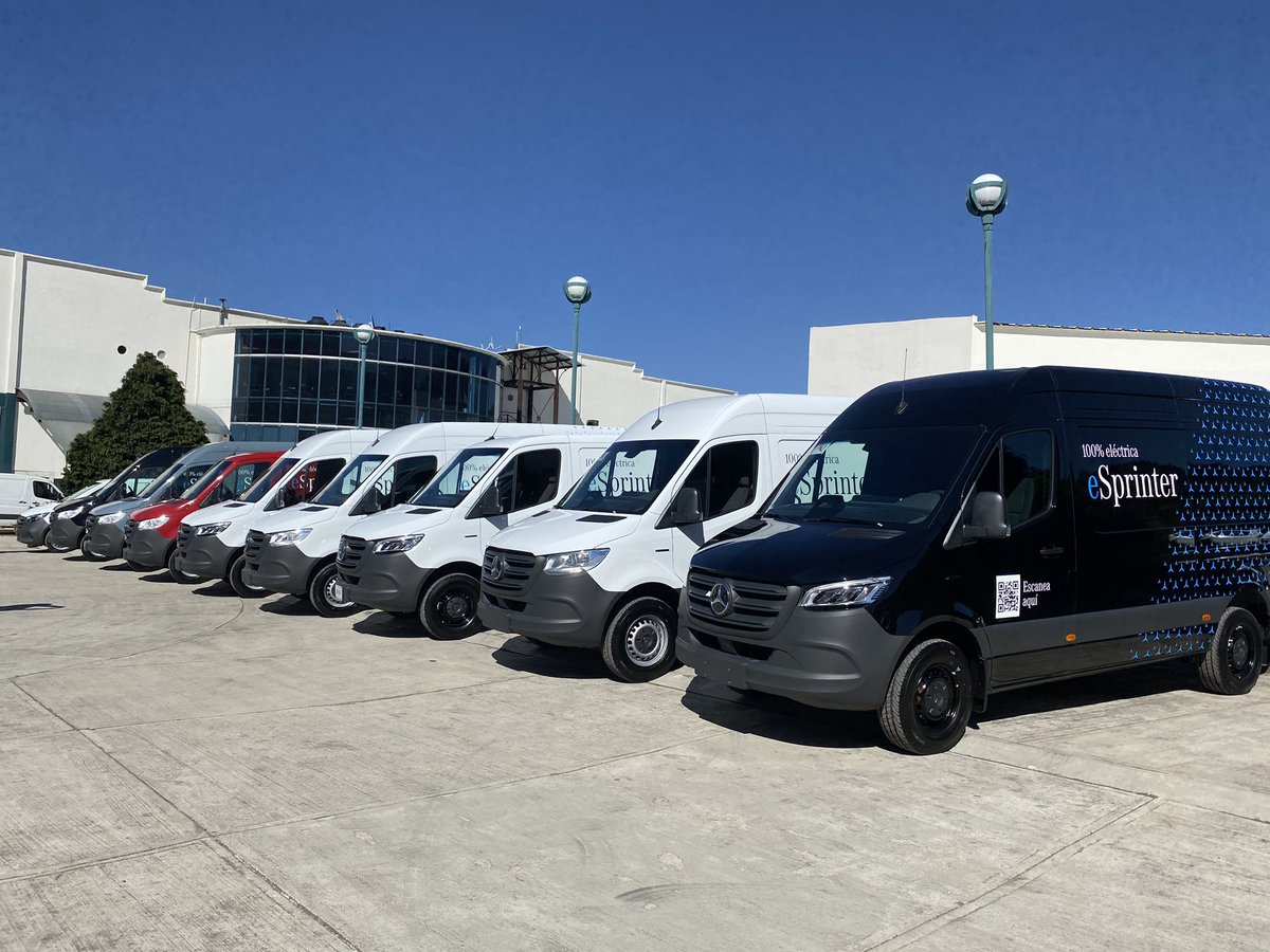 IA_indicador's tweet photo. La nueva eSprinter 100% eléctrica de @MBVanesMx estará disponible desde diciembre 2024 en CDMX, Guadalajara y Monterrey, y a partir del 2025 llegará al resto del país gradualmente!
🚐🔋
#eSprinter
#MercedesBenzVanes #MBVanesMx https://t.co/CTh6TGlfEH