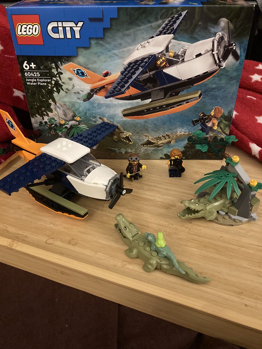 Christina Feist tweet media