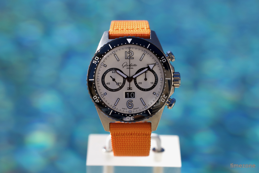 timezone_com's tweet image. Hands-on review Glashütte Original SeaQ Chronograph Silver Screen @G_O_Manufactory (timezone.com/2024/11/25/han…)