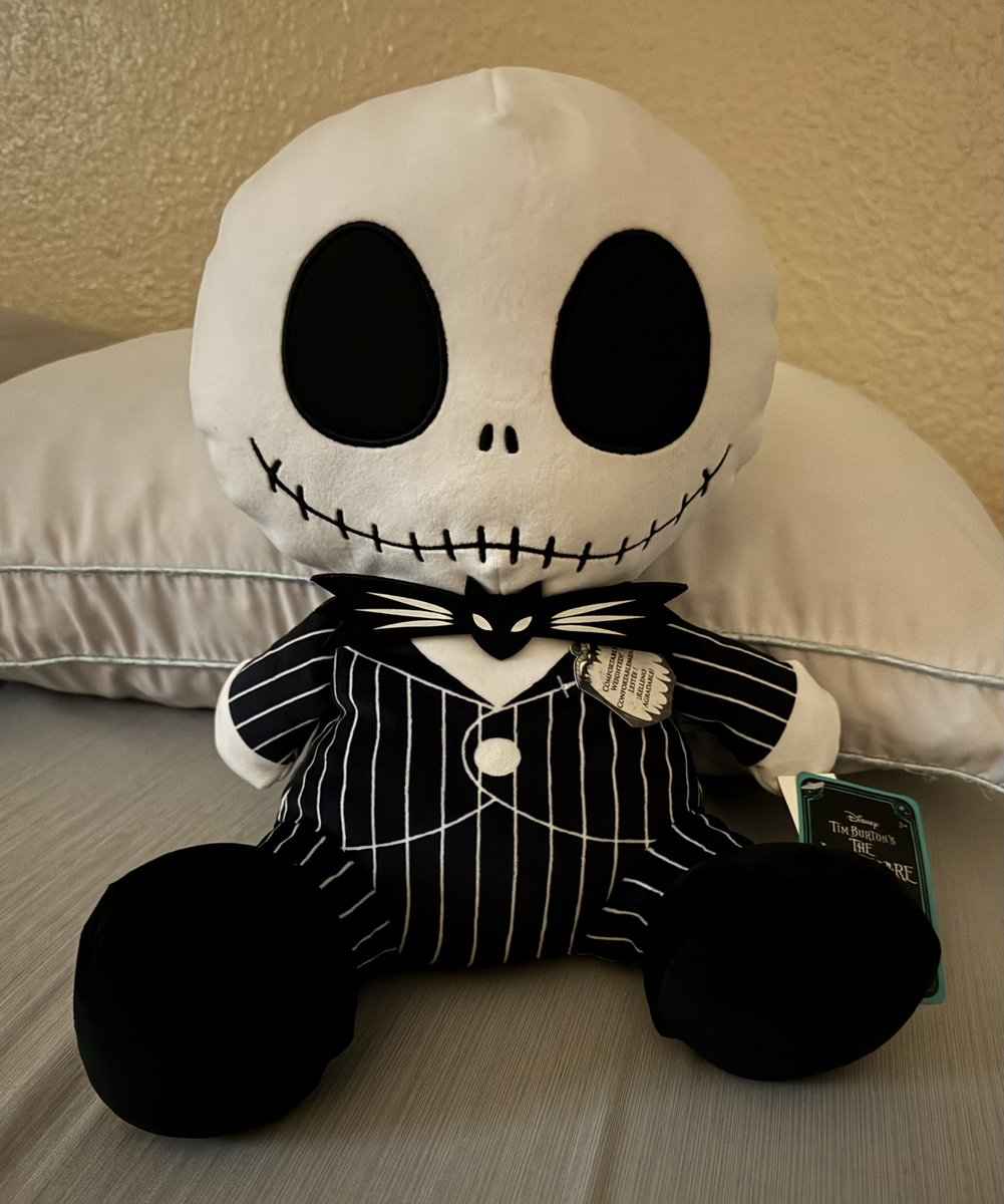 hazel_tay07's tweet photo. Terroríficamente precioso 🥰😍
Gracias mi Chuy ❤️ https://t.co/ixu5qMKsZF