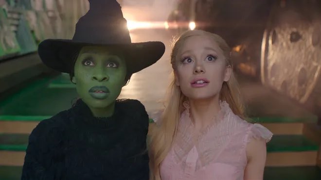 BevenseeWilliam's tweet photo. Me frantically deciding who I want to reference when I see pink and green in any context https://t.co/fYic33hsGU