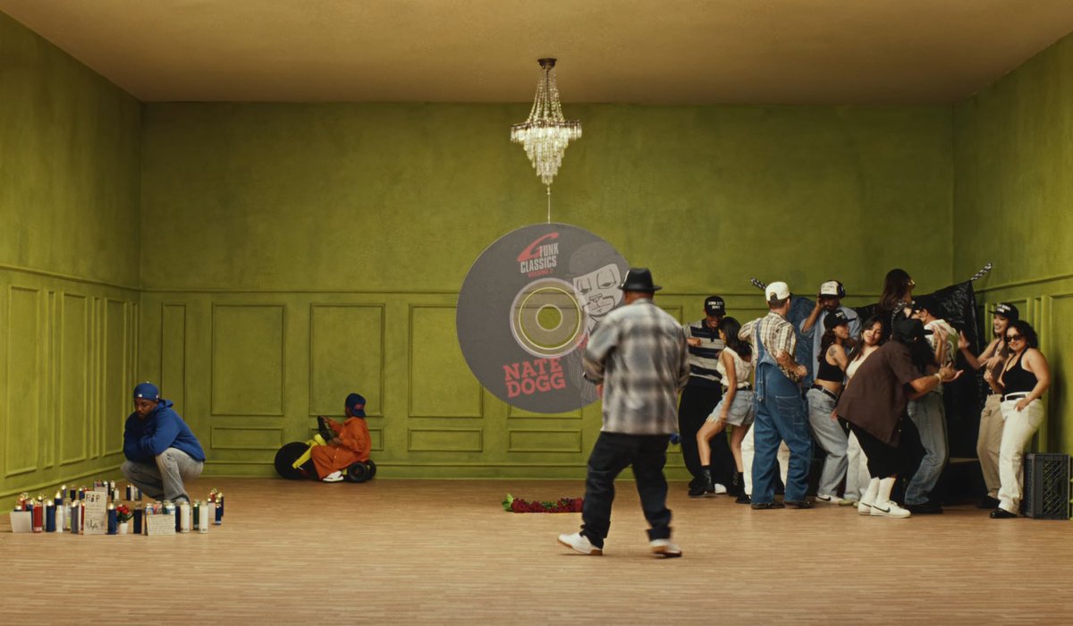 AndresWrites's tweet image. Kendrick Lamar’s “squabble up” music video features an homage to the late Nate Dogg and his G-Funk Classics, Vol. 1 &amp;amp; 2 project which features the classics “Nobody Does It Better” and “Never Leave Me Alone.”