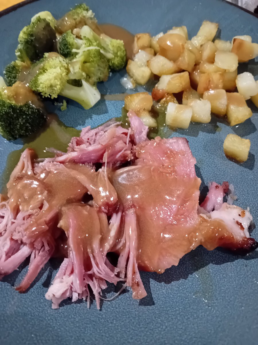 Hazel Royle tweet media