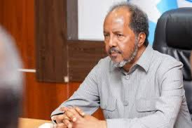 hodansomali's tweet photo. President @HassanSMohamud;

Shedding blood in JL will ADD another dark chapter of your beleaguered presidency. 

Like it or not - you’ve miscalculated/overplayed your political hand and now face an emboldened Ahmed Madoobe with a 5 yr term mandate. 

You know Madoobe doesn’t need FGS legitimization. 

The Constitution/Federalism affords JL/FMS’ to manage their INTERNAL politics without FGS interference.

Moreover - Madoobe has home court advantage - AND even IF you did remove him violently, it will mobilize others in his constituency to challenge you as they will see FGS/HSM through tribal lens. 

PL/SSC Khatuma have expressed their support - essentially drawing the line in the sand. 

I’m sure Laftagreen is gonna jump ship as well (not sure why he wouldn’t at this point). Leaving you only with your constituency. That’s IF they remain in your corner. A big if.

Mr. President;

You, more than anyone should know this - violence/coercion has NEVER brought solutions in Somali politics - we’ve been there. 

Somalia CANNOT afford political division/violence seen on tribal lines in 2024. 

The WAR mongers around you are misleading you.

They’ve misled you in the past.

Remember this - ANY and ALL responsibility of instability/violence will fall on your shoulders.

History will judge you for squandering the extraordinary opportunity you’ve been given - to be a 2nd time president.

No one will remember HAMZA/Farah - the co-PM duo. 

However - it’s NOT too late. 

You have a chance to course CORRECT. 

Don’t waste your time. 

Swallow your pride. 

Govern with common sense & open dialogue with JL/PL.

I pray you heed the messages being conveyed to you publicly and privately. 

Choose your legacy wisely!