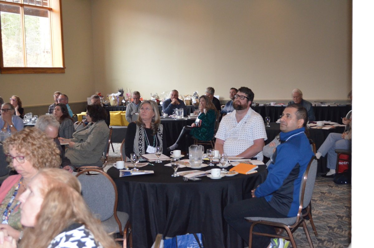 NewsNetInc's tweet image. Amazing time at the OCNA Independent Publishers Retreat! Great discussions, networking, and inspiration shared by many talented professionals. #OCNA2024 #IndependentPublishers #Networking, #Newspapers @OCNAAdReach