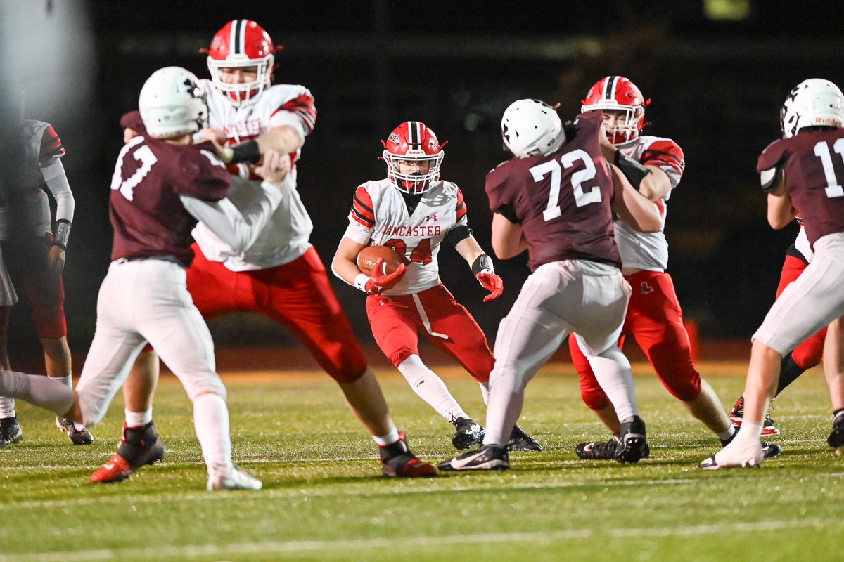 Once again, #BillsMafia I need your help. Trying to get my large, Offensive Tackle son some eyes from coaches. 

6’7”
295 lbs
80.4 wingspan
12 games played/started
9-3 Section 6 champions
0 sacks allowed
0 holding penalties
0 false starts

Please retweet!!