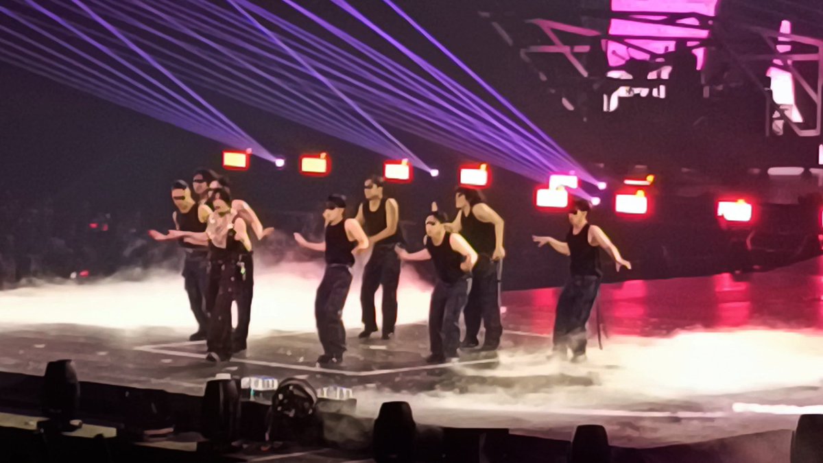 𝖌𝖍𝖊𝖑𝖆𝖎 | 𝖉𝖔 𝖎𝖙 tweet media